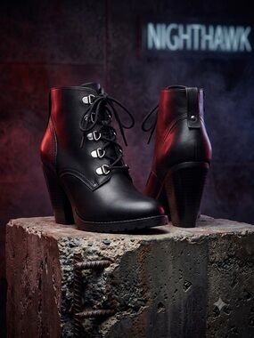 Steve Madden Black Lace-Up Combat Boots with Silver Eyelets